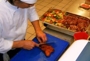 Restaurant-Partyservice: Vorbereitungen (Küche) | Thai Tawan - Thailändische Gerichte für die Urlaubsregion Europa-Park Rust